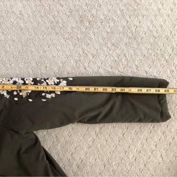 Sundance Olive Green Hooded Jacket with embroidered arm detail in Large. NWOT - Picture 13 of 14